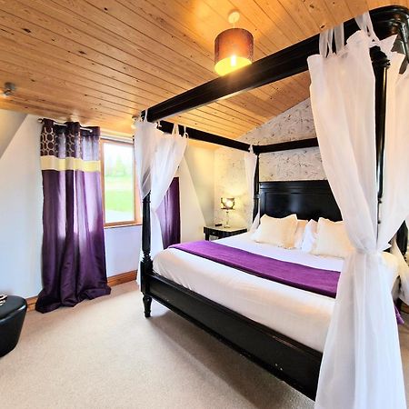 Ochil 8 With Private Hot Tub - Fife - Loch Leven - Lomond Hills Villa Kelty Dış mekan fotoğraf